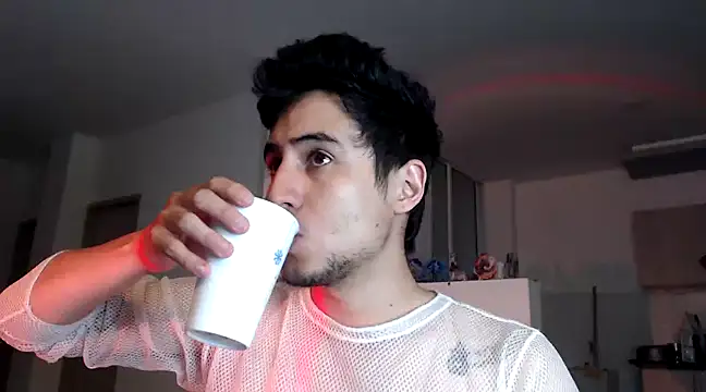 Snapshot of GamerQuinn chatting on 01-23-25, 01:24 GamerQuinn online show from 01-23-25, 01:24