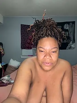 Snapshot of InterRacialFacial7296 chatting on 12-17-24, 01:29 InterRacialFacial7296 online show from 12-17-24, 01:29