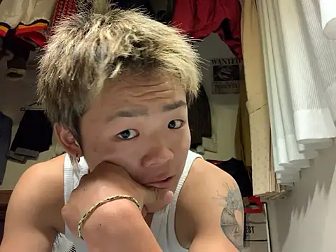 kuma0908 online show from 09-11-25, 12:38