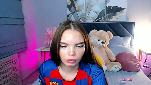 Curvy Dynamite  online show from 09-15-25, 01:06