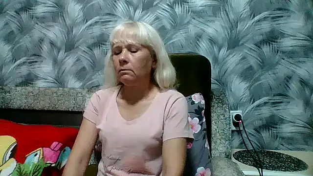 Snapshot of sakura_blonde chatting on 10-09-25, 06:58 sakura blonde online show from 10-09-25, 06:58