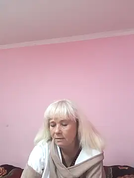 Snapshot of sakura_blonde chatting on 09-25-25, 06:47 sakura blonde online show from 09-25-25, 06:47