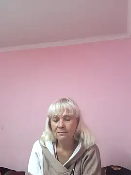 Snapshot of sakura_blonde chatting on 09-24-25, 06:36 sakura blonde online show from 09-24-25, 06:36