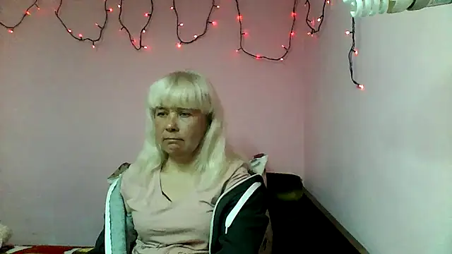 sakura blonde online show from 03-12-26, 10:25