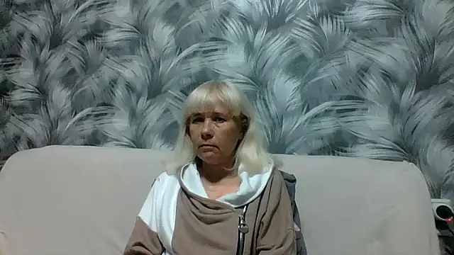 Snapshot of sakura_blonde chatting on 09-30-25, 05:35 sakura blonde online show from 09-30-25, 05:35