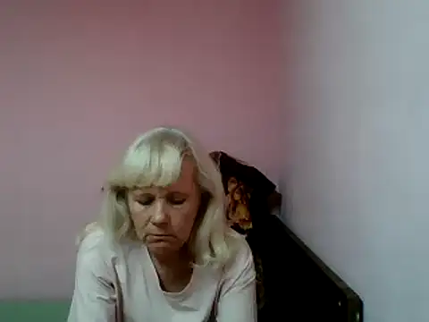 Snapshot of sakura_blonde chatting on 03-05-25, 10:55 sakura blonde online show from 03-05-25, 10:55