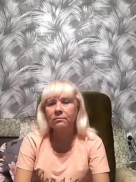 Snapshot of sakura_blonde chatting on 10-13-25, 08:54 sakura blonde online show from 10-13-25, 08:54
