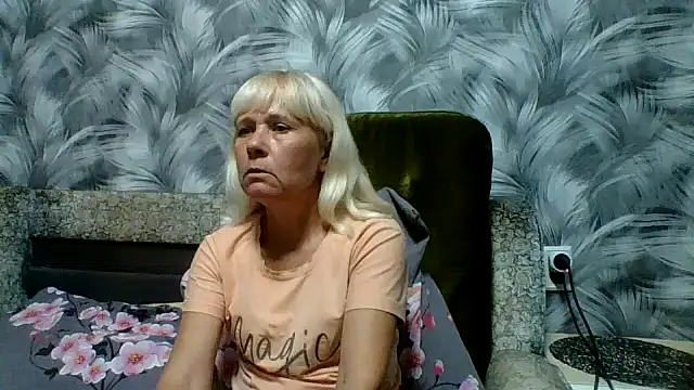 Snapshot of sakura_blonde chatting on 10-12-25, 07:59 sakura blonde online show from 10-12-25, 07:59