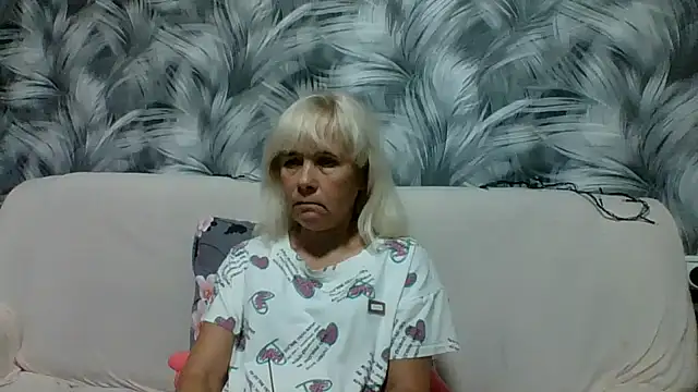 Snapshot of sakura_blonde chatting on 10-05-25, 07:32 sakura blonde online show from 10-05-25, 07:32