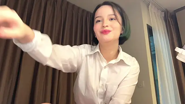 bumble bee online show from 01-10-26, 12:06