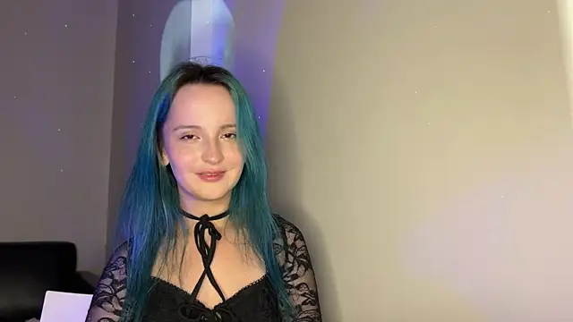 bumble bee online show from 01-13-25, 04:08