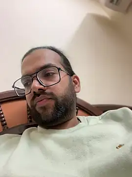 Arsh Loves Luv online show from 12-29-24, 06:16