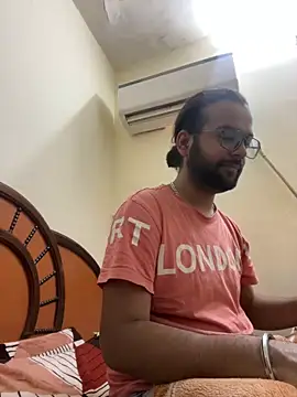 Arsh Loves Luv online show from 12-28-24, 09:09