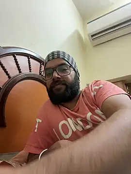 Arsh Loves Luv online show from 12-26-24, 07:49