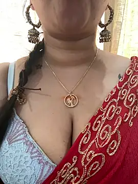 Snapshot of Akhi_Akshaya chatting on 01-30-25, 09:04 Akhi Akshaya online show from 01-30-25, 09:04