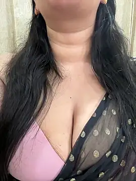 Snapshot of Akhi_Akshaya chatting on 01-25-25, 12:06 Akhi Akshaya online show from 01-25-25, 12:06