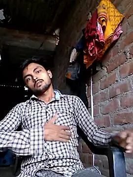 Snapshot of Suraj223kumar chatting on 06-07-26, 01:11 Suraj223kumar online show from 06-07-26, 01:11