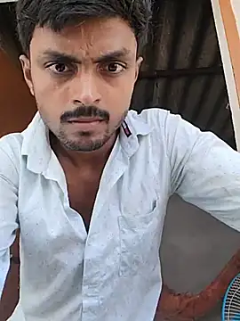 Snapshot of Suraj223kumar chatting on 07-04-26, 04:08 Suraj223kumar online show from 07-04-26, 04:08