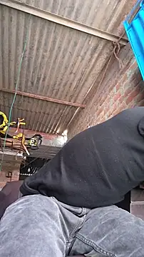 Suraj223kumar online show from 11-13-25, 04:27