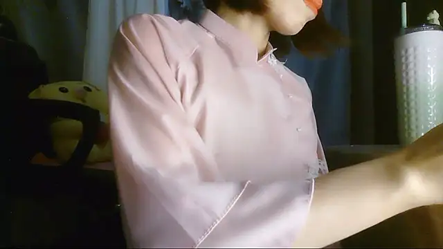 Snapshot of Lucy_limon chatting on 09-13-25, 11:38 Lucy limon online show from 09-13-25, 11:38