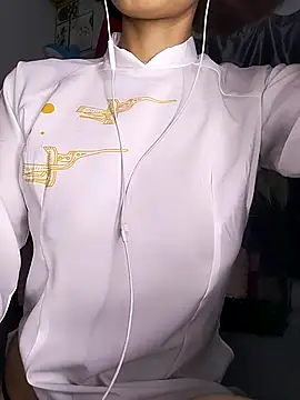 Lucy limon online show from 04-15-26, 02:50