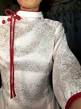 Lucy limon online show from 01-16-26, 10:36