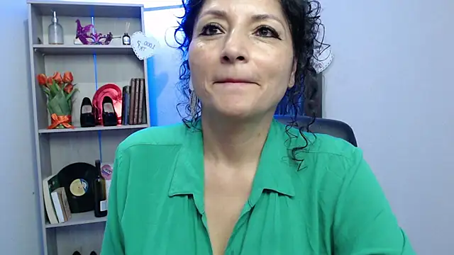 arianna ros3 online show from 03-17-25, 05:05