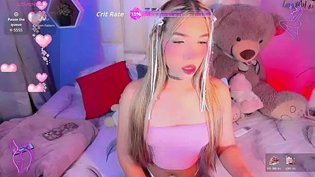 Aileen 18 online show from 11-21-25, 05:50