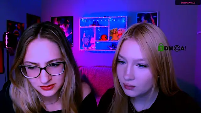 playful sophie online show from 04-15-26, 07:29