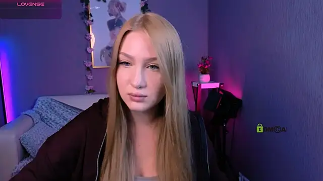 playful sophie online show from 10-17-25, 07:26