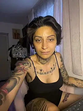 Lucky Deniz online show from 07-06-26, 08:54