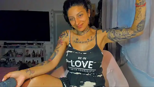 Lucky Deniz online show from 07-30-26, 05:45