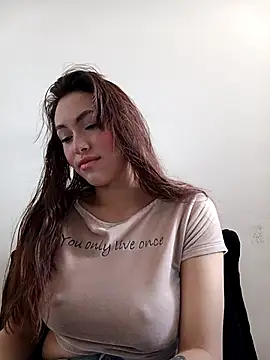 Snapshot of eriika_deep_ chatting on 09-13-25, 05:13 eriika deep online show from 09-13-25, 05:13