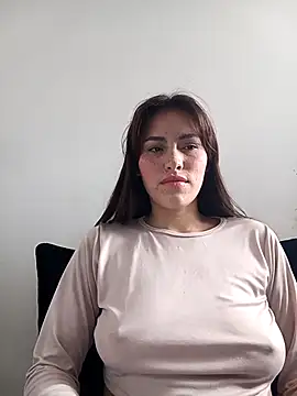 Snapshot of eriika_deep_ chatting on 10-19-25, 06:54 eriika deep online show from 10-19-25, 06:54