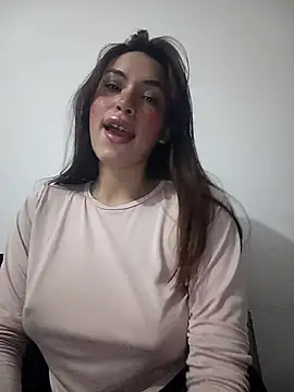 Snapshot of eriika_deep_ chatting on 03-09-25, 03:01 eriika deep online show from 03-09-25, 03:01