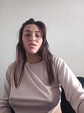 Snapshot of eriika_deep_ chatting on 03-17-25, 06:32 eriika deep online show from 03-17-25, 06:32