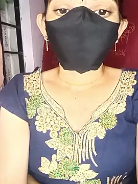 Snapshot of Telugu_Cute_Angel chatting on 10-14-25, 04:40 Telugu Cute Angel online show from 10-14-25, 04:40