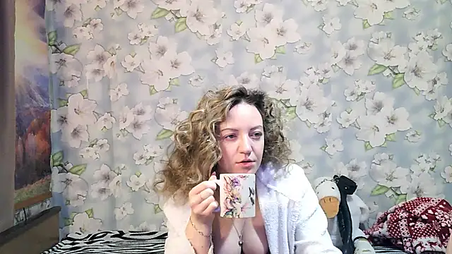 Snapshot of KattyLuuu chatting on 11-01-25, 08:57 KattyLuuu online show from 11-01-25, 08:57