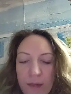 Snapshot of KattyLuuu chatting on 01-08-26, 07:42 KattyLuuu online show from 01-08-26, 07:42