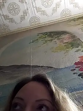 Snapshot of KattyLuuu chatting on 11-29-25, 08:42 KattyLuuu online show from 11-29-25, 08:42