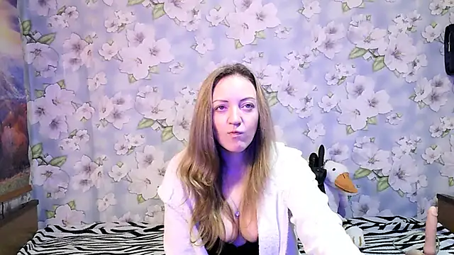 Snapshot of KattyLuuu chatting on 09-20-25, 08:25 KattyLuuu online show from 09-20-25, 08:25