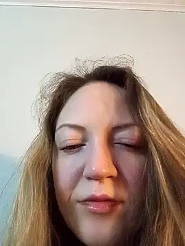 Snapshot of KattyLuuu chatting on 03-13-26, 08:36 KattyLuuu online show from 03-13-26, 08:36