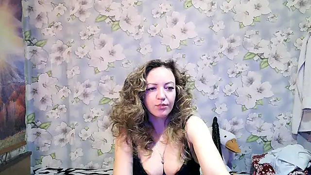 Snapshot of KattyLuuu chatting on 11-13-25, 09:19 KattyLuuu online show from 11-13-25, 09:19