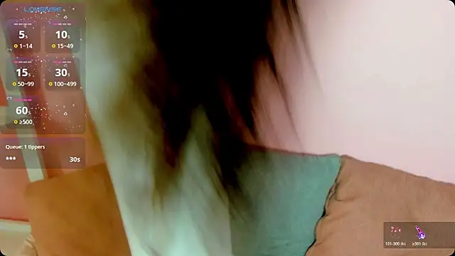 Gaby Ferrer online show from 11-18-25, 02:53