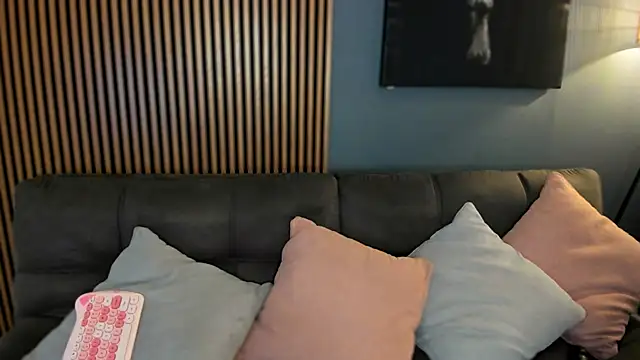 Gaby Ferrer online show from 09-30-25, 02:45