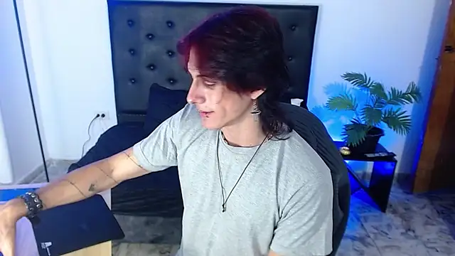 andreey50 online show from 12-03-25, 08:52