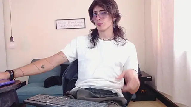 andreey50 online show from 02-15-25, 08:12