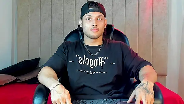 jeicob gagnon online show from 09-30-25, 05:46