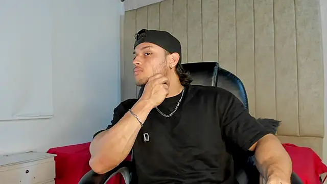 jeicob gagnon online show from 10-05-25, 06:04