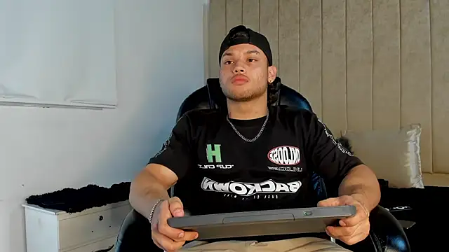 jeicob gagnon online show from 10-07-25, 09:21